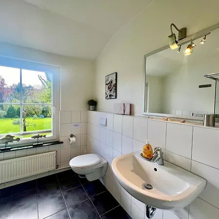 Holiday home Haus Strandmuschel Busum